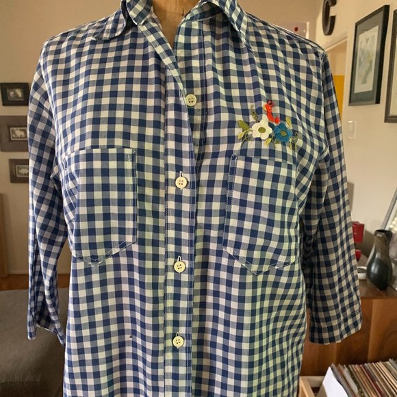Vintage  Helen Cerda Hand Embroidered Women's Blue and White Gingham Shirt - Picture 2 of 13